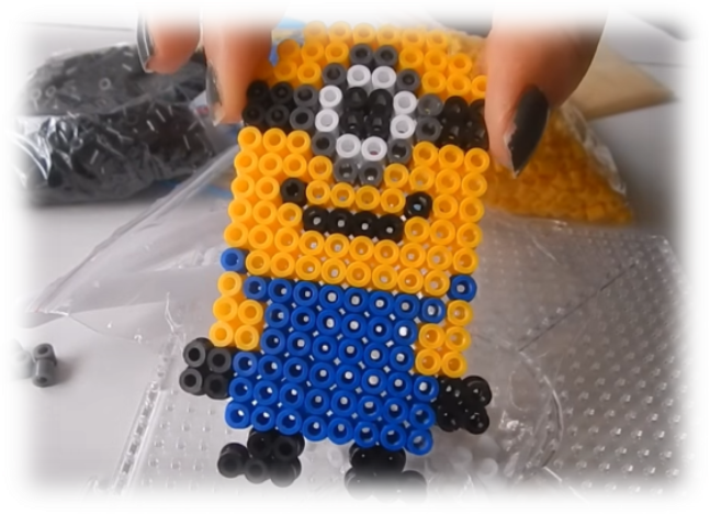 le Minion en perles